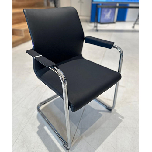 Стул офисный МЕССИ