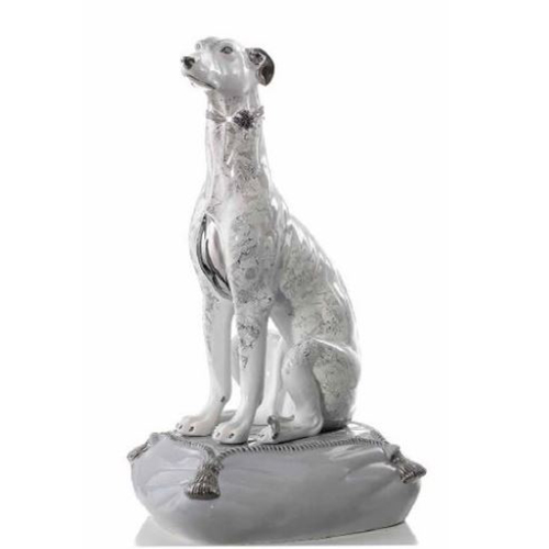 Борзая с ошейником Swarowsky 